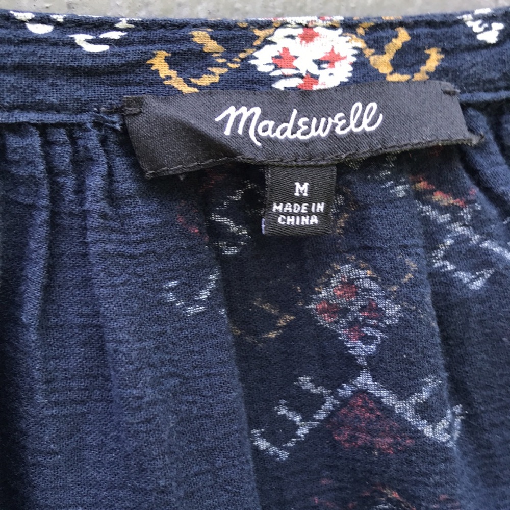 Madewell Navy Embroidered Women's Top size medium boho - Picture 3 of 6